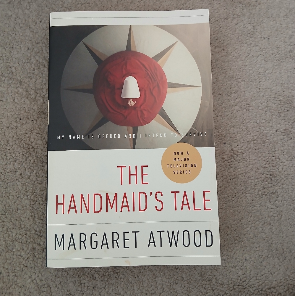 🤯2/$15 The Handmaid's Tale By Margaret Atwood Paperback Book